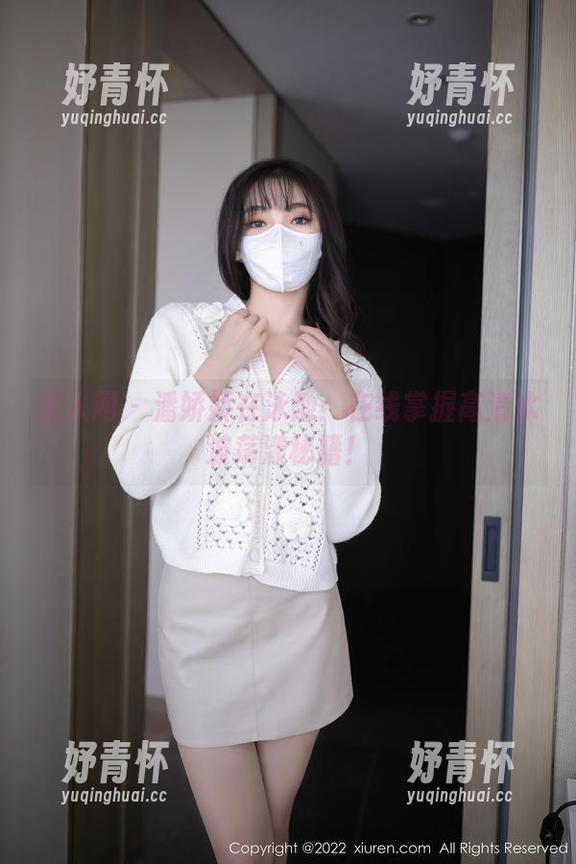 秀人网 - 潘娇娇在泳池：在线掌握高清水波荡漾秘籍！