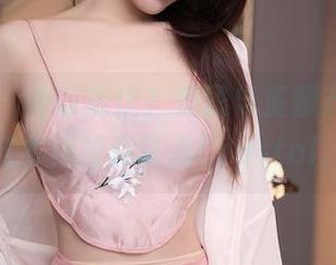 秀人网 – 何以解忧？美图与资源齐上阵，连衣裙陪你荡漾Crystal。