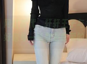 秀人网 – 网红时代，轩轩王子与女友的高清作品，好像每一帧都是恋爱的样子……