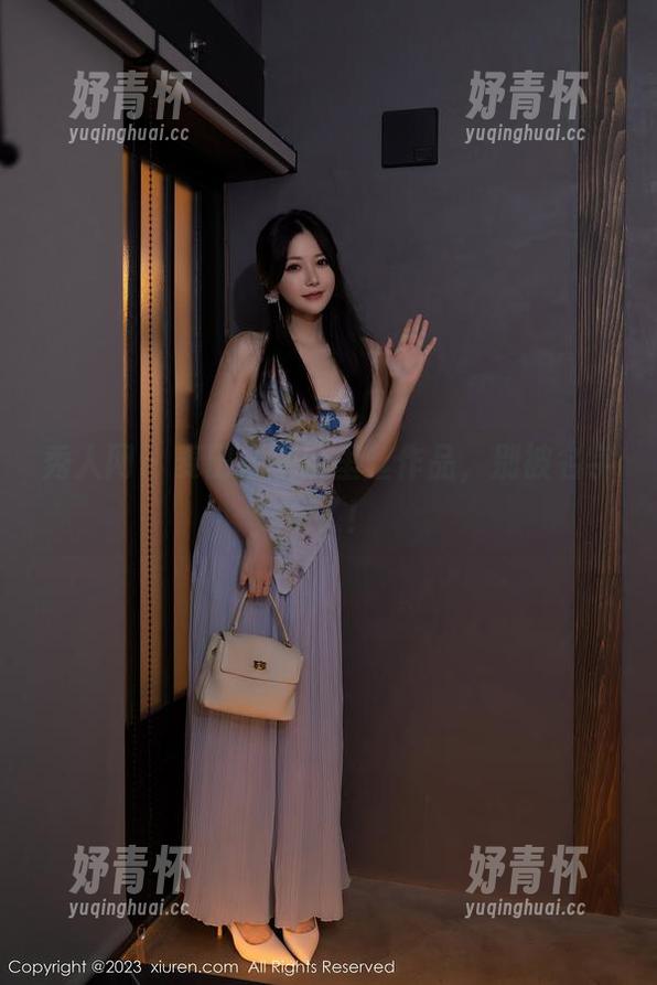 秀人网 - 麦田分享裤里丝作品，别被名字骗了！