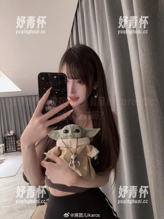 腐团儿Ikaros 吊带也可以很有个性,腐团儿Ikaros的cos你见过吗?