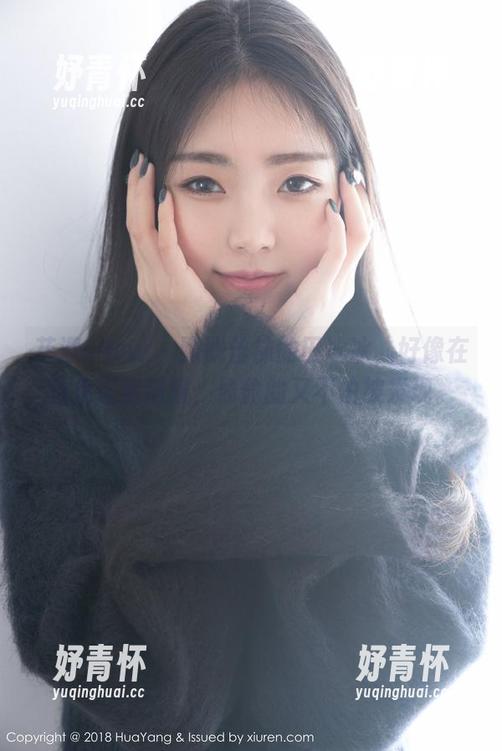 花漾show-田冰冰 花漾show - 朦胧丝袜的田冰冰,好像在和我玩藏猫猫,偷偷的又不怕被发现。