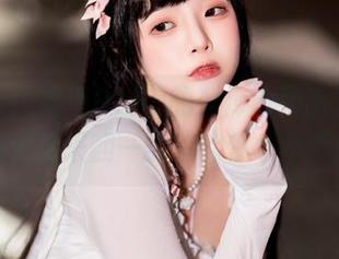 乐翻天！落落Raku的死库水作品，快到网盘里来翻一翻，保你乐不停！