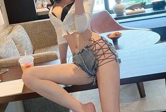 微密圈 – 葛征，你的腿真给力！这组写真里的腿可以上天了吧？