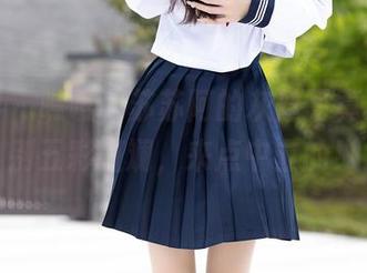 语画界 – 瞧瞧，苏苏阿的灰丝写真集，告别五彩斑斓，来点中立的！