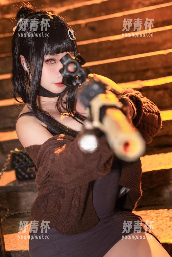 最新图册，贞子蜜桃身披Nikke女神的光环，兔女郎的魅力真是让人捉摸不透！