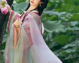 雯妹不讲道理的万圣猫娘写真，资源多得让人愿意为她续约，再来一整年吧！