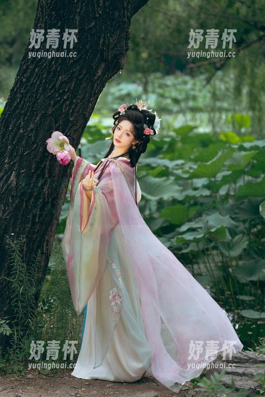 雯妹不讲道理 雯妹不讲道理的万圣猫娘写真,资源多得让人愿意为她续约,再来一整年吧!