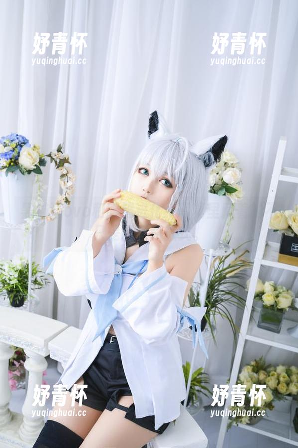 黑猫猫ovo 黑猫猫ovo和服超进化:写真里藏着的不只是面料和款式。