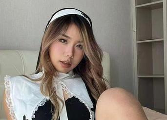 微密圈 – 高清级别黑饱宝海边材料，不怕你看不够。